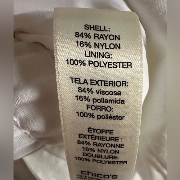 White Chico’s Travelers Collection Straight Leg Pants. Size 4 or XXL - Picture 8 of 8